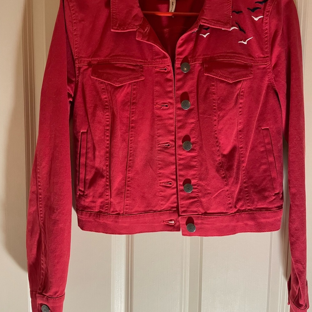 BCBGeneration cotton denim jacket w embroider birds on left shoulder, 4 pockets